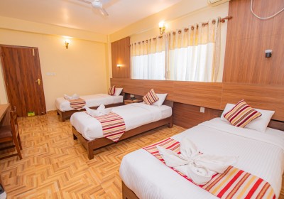 Deluxe Triple Room